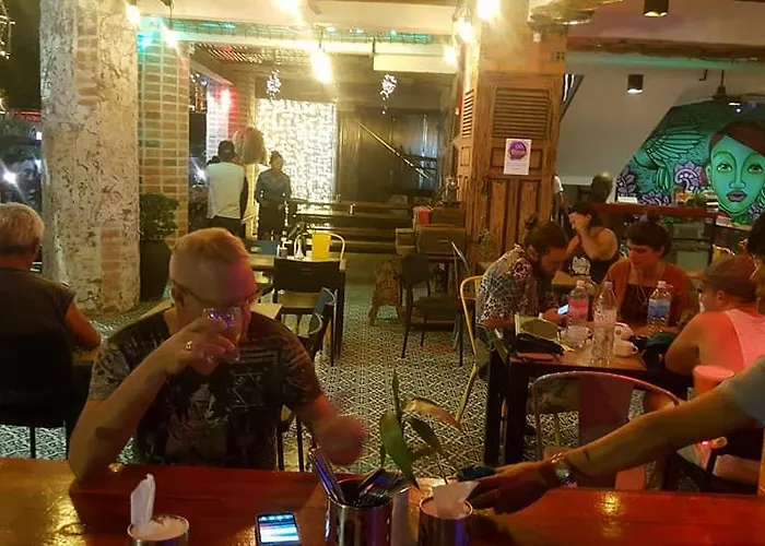 Route 66 Music Restaurant & ホステル *