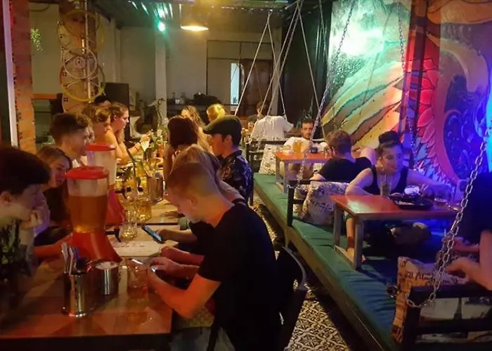 Route 66 Music Restaurant & ホステル *