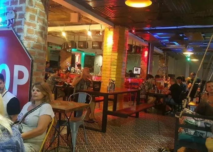 Route 66 Music Restaurant & ホステル *